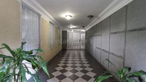 Imagen 2 de 18 de Apto En Venta 22-12072 María Santaella 0414-3188350 0412-3625141