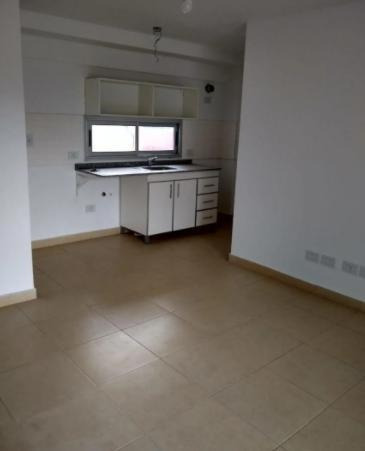 Imagen 3 de 7 de Departamento - Moron Sur
