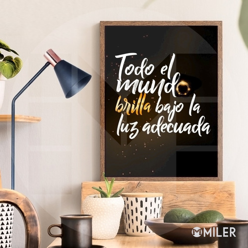 Lampara De Pie Con Pantalla Metalica Embudo Cobre