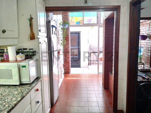 Ph 3 Ambientes Con Patio En Caseros, Tres De Febrero