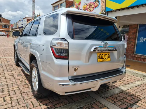 Toyota 4Runner Limited 4.0cc AT AA 4X4