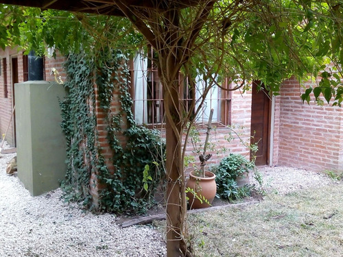 Casa En El Bosque De Mar Azul A Tres Cuadras Del Mar