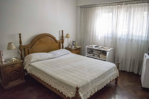 Imagen 8 de 21 de Casa En Venta 5 Ambientes Florida