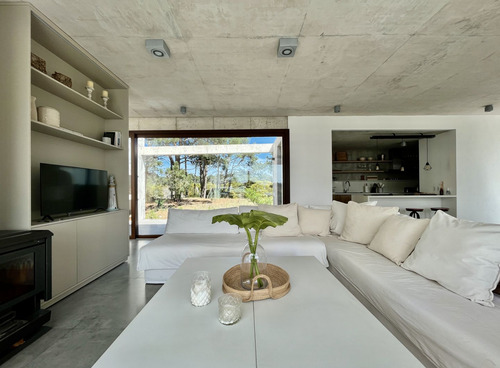 Casa En Alquiler Temporal En Laguna Escondida