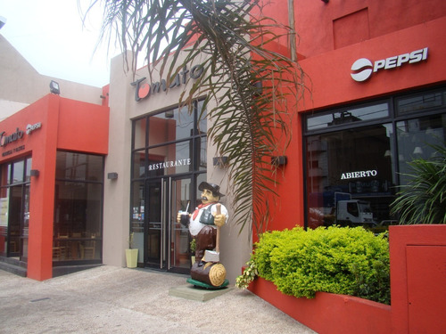 Imagen 10 de 14 de Importante Local Comercial, Sobre Avenida, Doble Frente