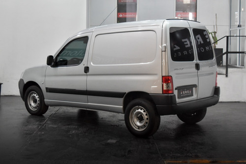 Imagen 3 de 13 de Peugeot Partner Confort 1.6 Hdi 2019 Diesel Color Gris Impec