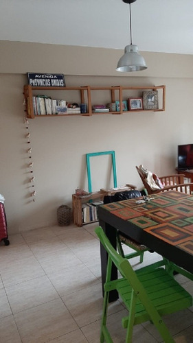Imagen 9 de 16 de Departamento De 2 Ambientes En Venta - Moron Norte