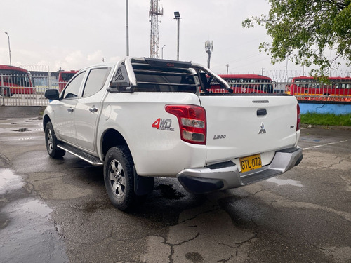 Mitsubishi L200 2.5l