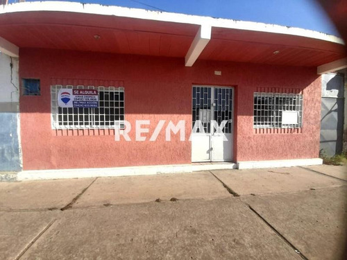 Re/max Acción - Local En Alquiler Ubicado En La Calle Purureche Precio De Oportunidad En Coro Estado Falcón
