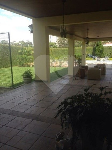 Sobrado 4 Suítes, 5 Vagas De Garagem. Piscina Com Raia Olimpica - 345-im109871