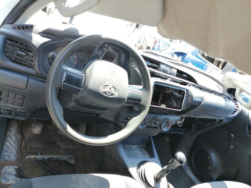 Imagen 8 de 12 de Desarmo Toyota Hilux Diésel 4x4 Año 2018 Estándar Por Partes