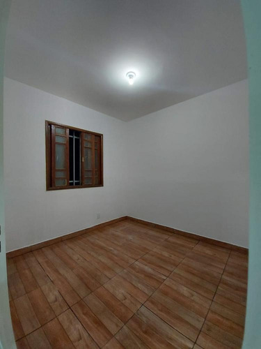 Imagem 3 de 9 de Casa À Venda, 2 Quartos, 1 Vaga, Copacabana - Belo Horizonte/mg - 2731