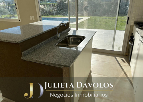 Casa Perimetral En Venta 5 Ambientes En El Barrio El Cantón Norte.escobar-maschwitz