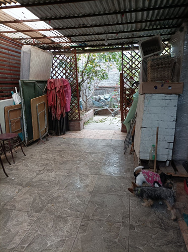 Casa En Población La Faena, Peñalolén.