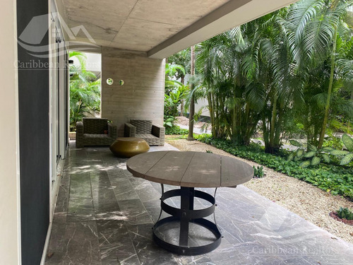Departamento En Venta En Vaivén Del Mar, Playacar Fase 2