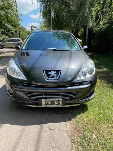 Peugeot 207 2013 1.4 Sedan Allure 75cv