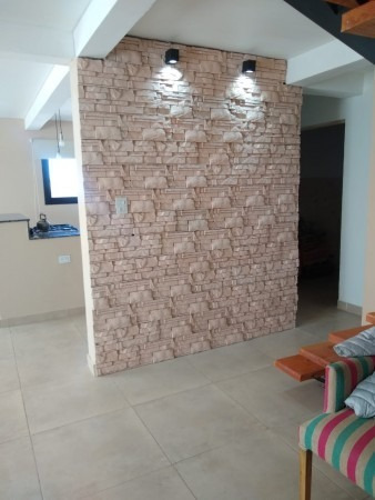 Moderna Casa En Barrio America