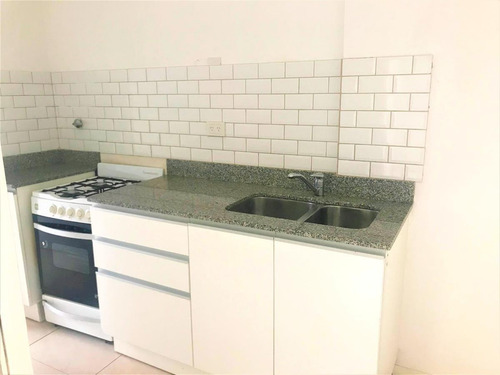 Imagen 6 de 14 de Departamento En Venta Con Jardín - Antares 2 Ambientes