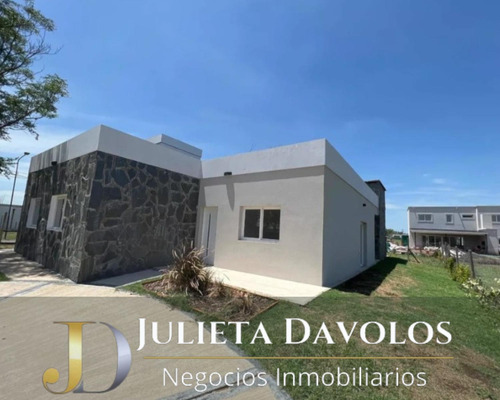 Casa En Alquiler En Pilar Del Este - Santa Lucia 950usd Adf