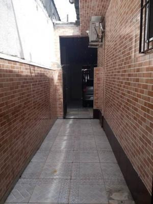 Imagem 11 de 13 de Casa Em Rua Calçada No Gaivota Em Itanhaém - 6250 | Npc