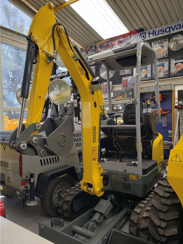 Imagen 2 de 9 de Mini Excavadora Ez17 Wacker Neuson Con Motor Yanmar 17.2cv