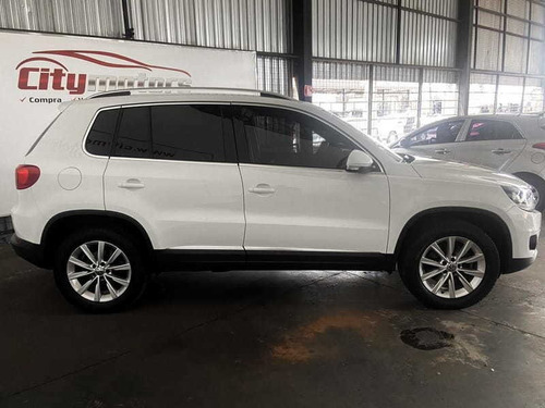 Imagem 4 de 15 de Volkswagen Tiguan 2.0 Tsi 2014