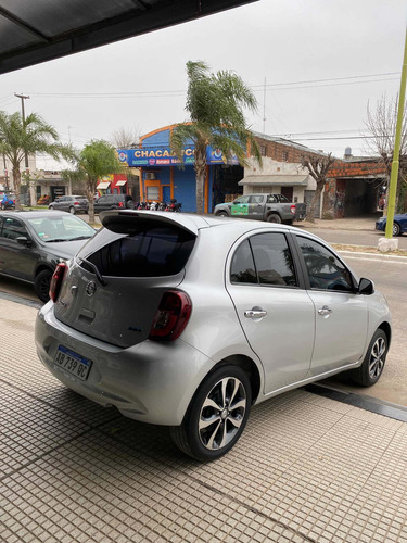Imagen 4 de 8 de Nissan March 2017 1.6 Advance Media Tech 107cv