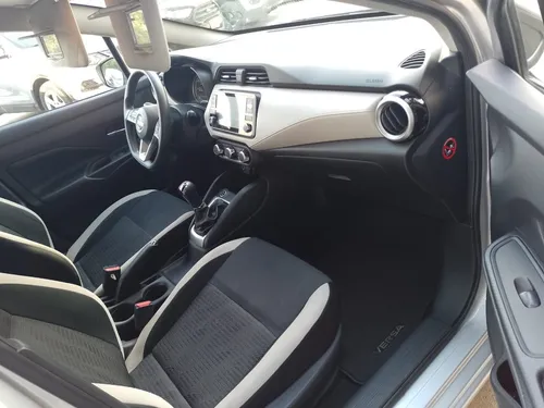Nissan Versa Advance