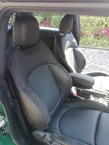 Imagen 5 de 8 de Mini John Cooper Works 2021 2.0 Hot Chilli At