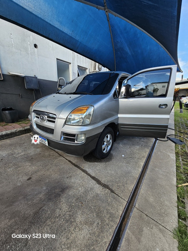 Hyundai H1 2.4 16v Hsv Aut. 4p