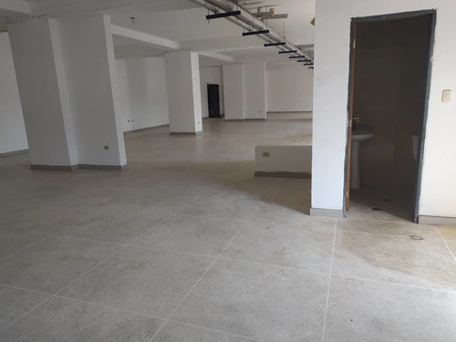 Imagen 8 de 15 de En Venta Oficina, Obra Blanca, Puerto Cabello Plof-53 Rc