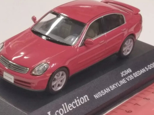 Kyosho  J-collection 1/43 Nissan Skyline  V35  Rojo 2007