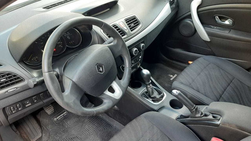 Renault Fluence 2.0 Dynamique 2012