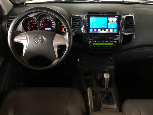 Toyota Hilux 2.7 Srv Cab. Dupla 4x4 Flex Aut. 4p