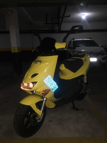 Imagem 9 de 14 de Aprilia Sr Www