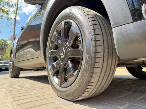 Citroën C4 Cactus 1.6 Noir 165 At6