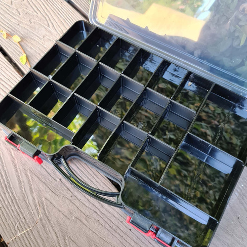 Imagen 4 de 5 de Caja Pesca Caster Doble Faz 44 Divisiones 29,5x20,5x6,2 004