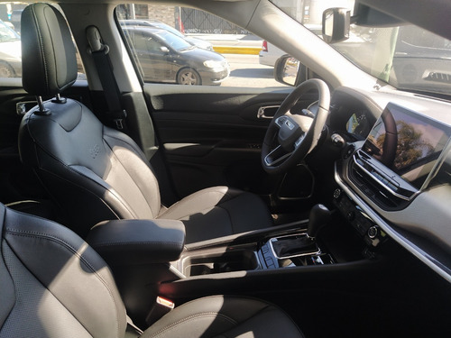 Imagen 8 de 24 de Jeep Compass Longitude T270