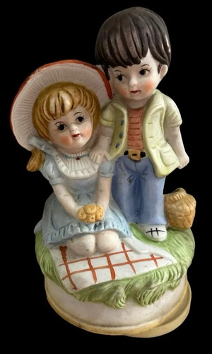 Caja De Musica Musical Muñeca Porcelana Antigua Motor Suizo