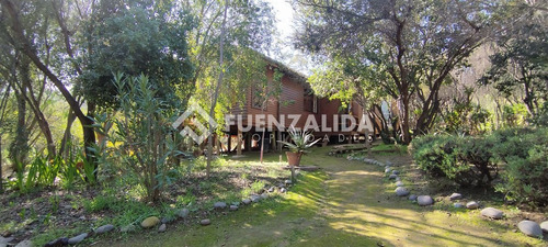 Parcela De 5.252 Mt2 Con Cabaña Urbanizada De 61mt2