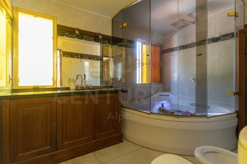 Imagen 16 de 18 de Casa Única En Pocitos Con 3 Dormitorios, Gran Garage Y Hermosa Piscina
