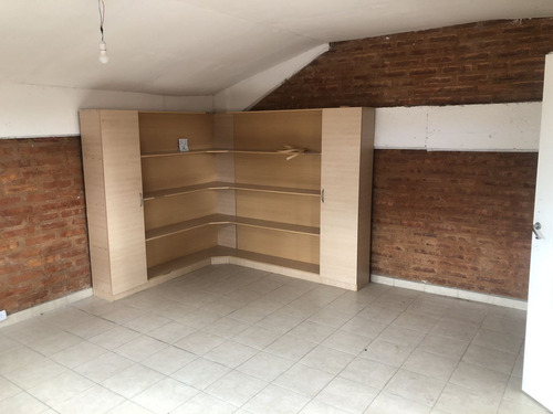 Galpon En Venta En Zona Canal 5 Sobre Calle Tinogasta