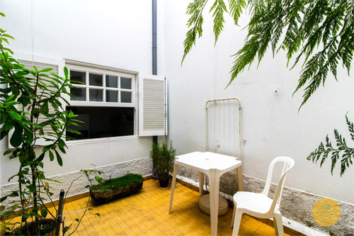 Imagem 4 de 15 de Casa De Vila Em Pinheiros Com Portão Eletrônico - Ic894