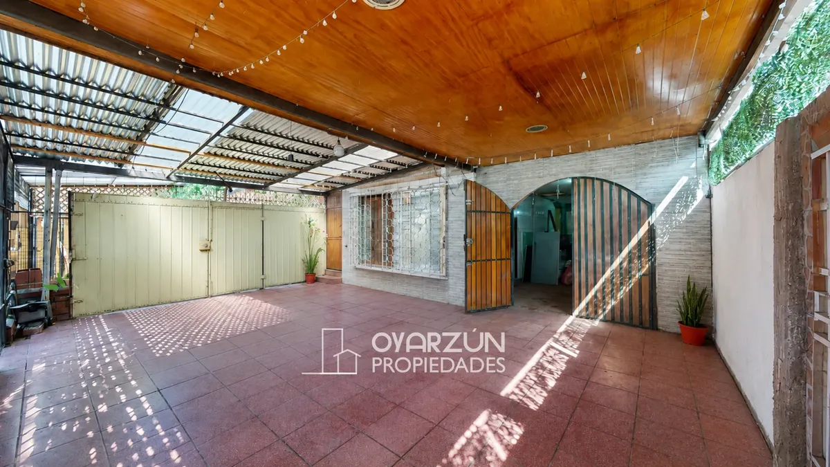 Imagen 1 de 25 de Casa Con Local Comercial En Avenida De Alto Flujo