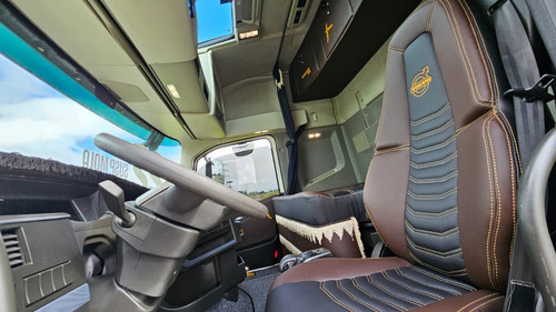 Volvo Fh 460 6x2 Globetrotter Ano 22 Teto Alto Aut. Com Rs