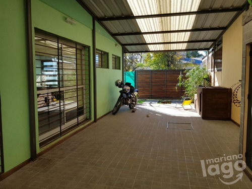 Imagen 3 de 16 de Casa En Venta De 2 Dormitorios C/ Cochera En Pueblo Esther
