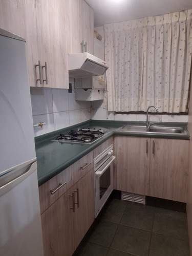 Dueño Vende Hermoso Y Acogedor Depto. Excelente Ubicación