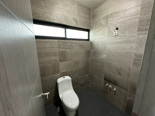 Quinta Hermosa En Venta En Portal De Zuazua *atención Inversionistas*