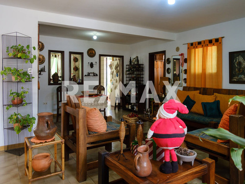 Imagen 3 de 13 de Casa En Clnas De Guataparo Cod:132198 Albert G. 04121444789