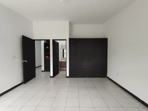 Apartamento En Arriendo En Popular. Cod A26528